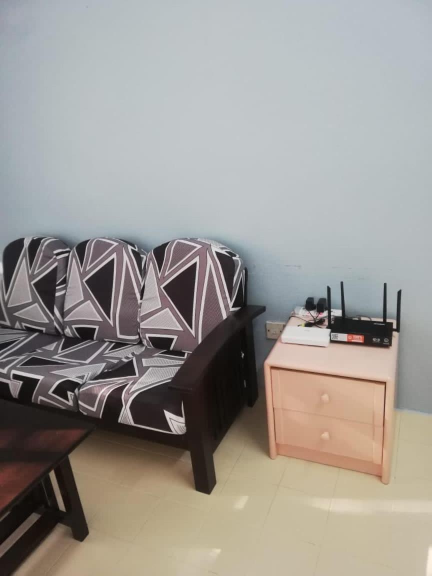 Batu Ferringhi Bayu Emas Apartment 外观 照片