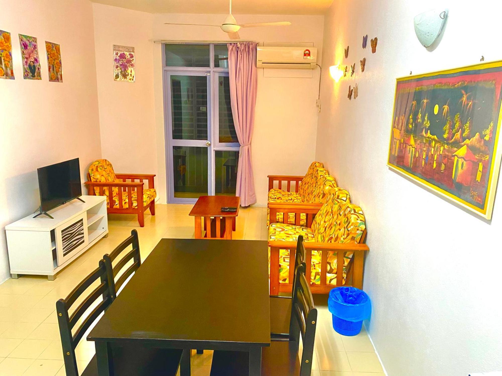 Batu Ferringhi Bayu Emas Apartment 外观 照片