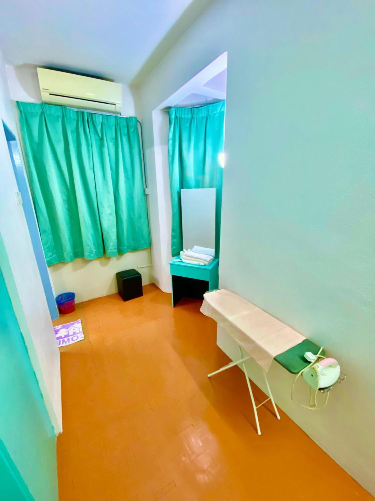 Batu Ferringhi Bayu Emas Apartment 外观 照片